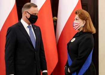 Mosbacher odznaczona przez prezydenta Dudę