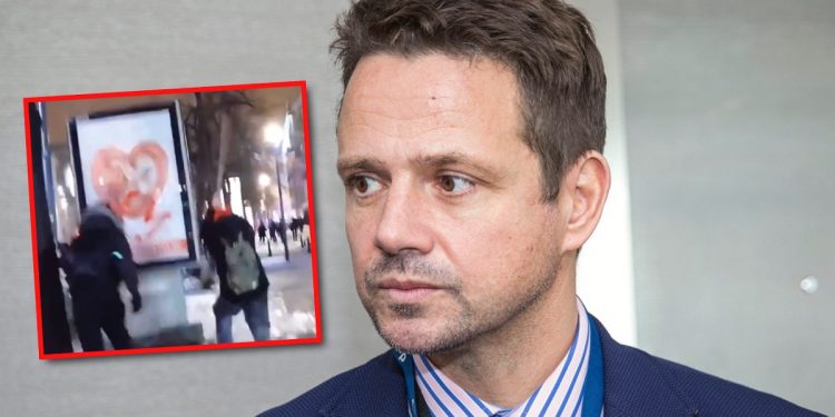 trzaskowski i protest