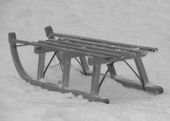 Tragiczny wypadek podczas jazdy na sankach. 12-letni chłopiec nie żyje