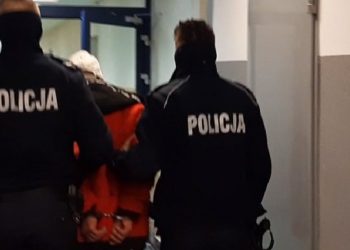 88-latka… wykiwała oszusta „na policjanta”