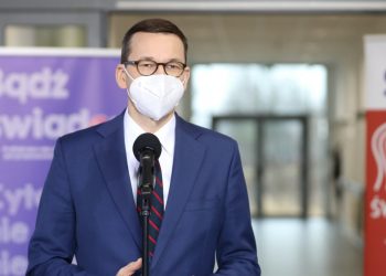 Morawiecki w piątek przedstawi plan obostrzeń na dwa tygodnie