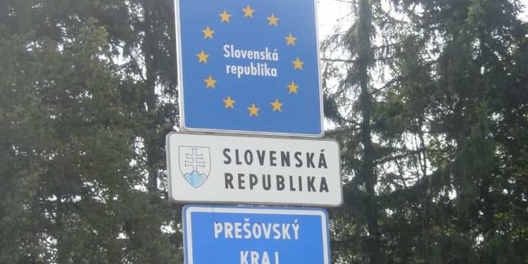 Słowacja wznawia kontrole na granicy. Będzie też kwarantanna