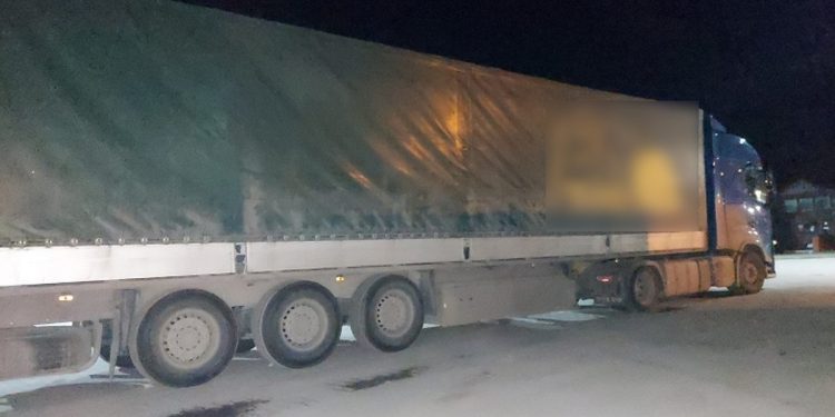 Pijany kierowca TIR-a jechał autostradą. Może trafić za kratki