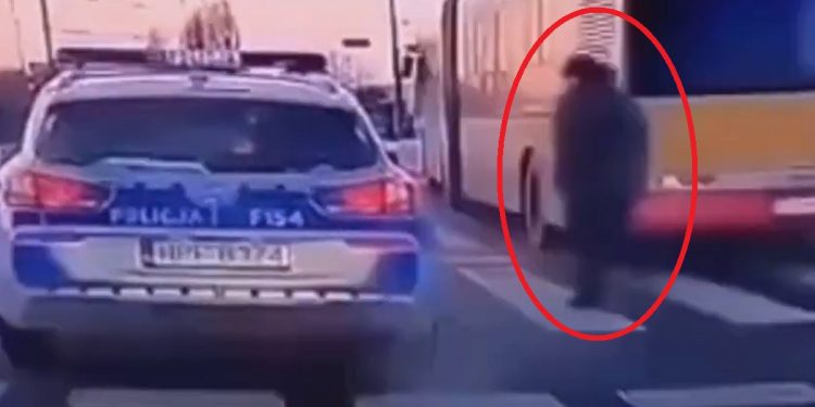 radiowóz potrącił