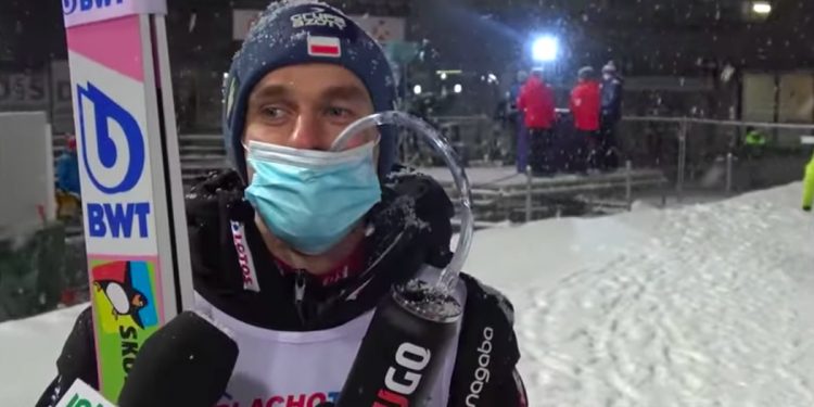 Piotr Żyła w swoim żywiole. Kabaret podczas wywiadu [WIDEO]