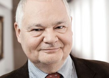 Banknot 1000 zł z wizerunkiem królowej? „Będę proponował kobietę”