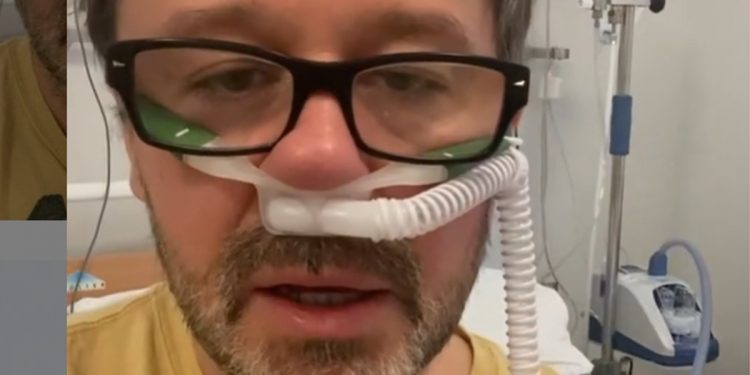 Andrzej Piaseczny w szpitalu. Ciężko przechodzi Covid-19 [WIDEO]
