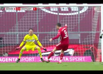 Hat-trick Roberta Lewandowskiego. Do rekordu Gerda Mullera zostało niewiele! [WIDEO]