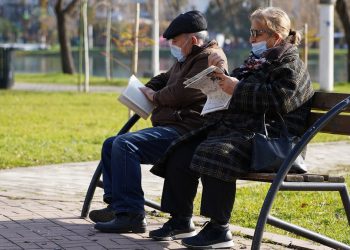 Obostrzenia obejmą ograniczenie przemieszczania się? „Jeden z wariantów”