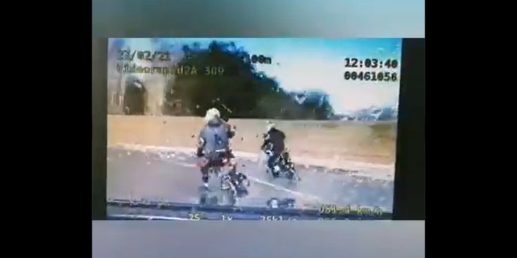 Nastolatkowie uciekali motorami przed policją. Ujawniono nagranie [WIDEO]