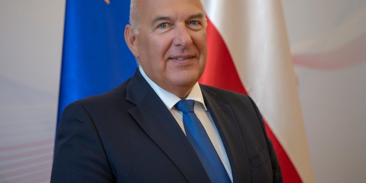 Rząd zwiększy 500+? Minister finansów: „Na 700+ pieniądze by się znalazły”