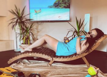 Ewa Farna udostępniła zabawny wpis. Wbiła „szpilę” celebrytom na egzotycznych wakacjach?