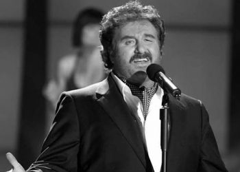 Krzysztof Krawczyk nie żyje. Menedżer: „Przeżyli z małżonką miłe święta. Nic nie zapowiadało pogorszenia”