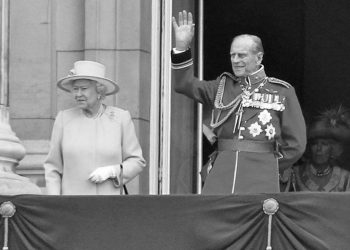 Książę Filip nie żyje. Tak BBC podało tę informację. To przejdzie do historii [WIDEO]