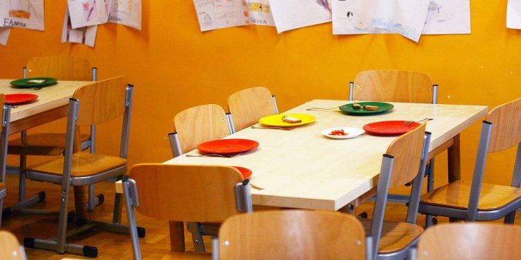 Przedszkola i żłobki wrócą za ponad tydzień?! Są warunki