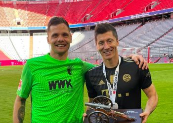 Gikiewicz zrobił sobie zdjęcie z Lewandowskim. Zamieścił komentarz po meczu