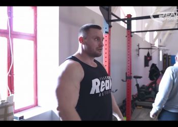 Gwiazdor „Gogglebox” w FAME MMA? Może zawalczyć z Popkiem