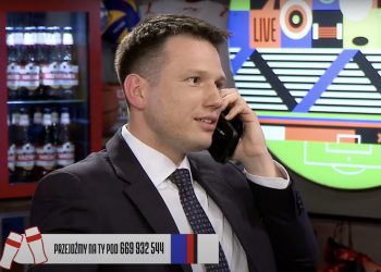 Korwin-Mikke dodzwonił się do Hejt Parku. „Panie prezesie, jest pan na żywo” [WIDEO]