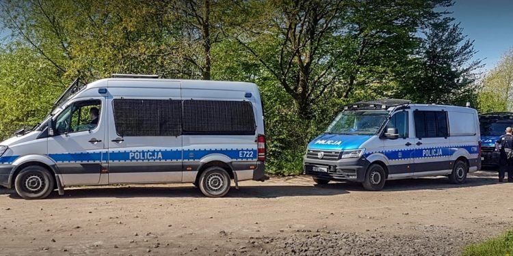 Poszukiwania zaginionych nastolatków. Olbrzymie siły policji