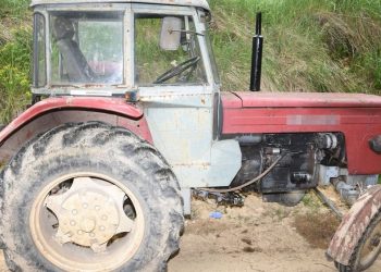 Ciągnik przygniótł mężczyznę. Niestety nie udało się go uratować