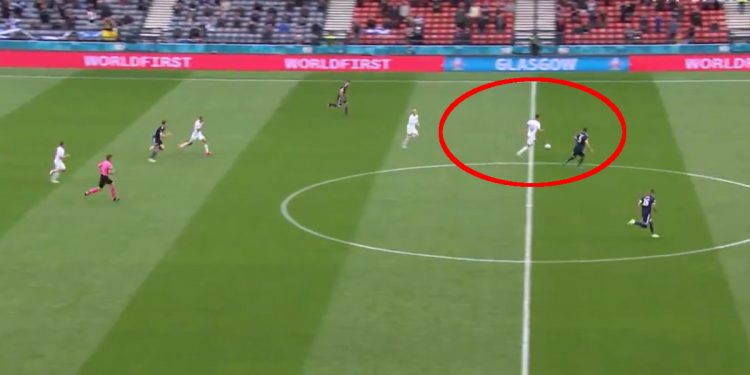 Schick z nieprawdopodobną bramką! To przejdzie do historii! [WIDEO]