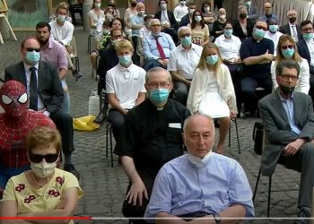 Spiderman pojawił się… na audiencji u papieża Franciszka [WIDEO]