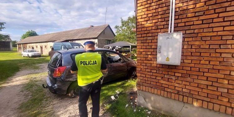PIjany kierowca wjechał w grupę dzieci na podwórku. 11-latek doznał poważnych obrażeń
