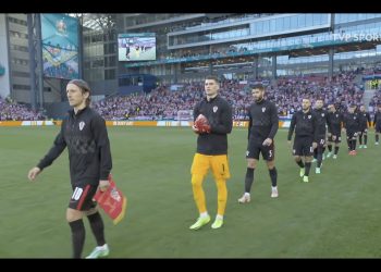 Grali z błędem na koszulkach. Prawda wyszła na jaw dopiero po tym, jak odpadli z Euro