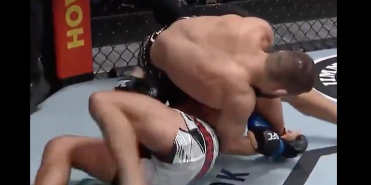 Kolejny Polak zachwyca w UFC. Gamrot wygrywa z weteranem w kilkadziesiąt sekund [WIDEO]