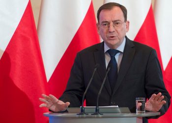 Kamiński założył konto na Twitterze. Rozbrajający komentarz Banasia