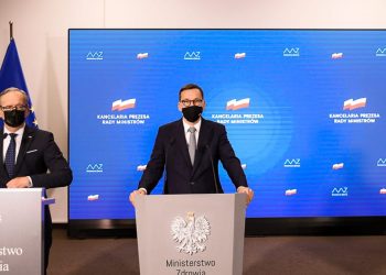 Morawiecki do antyszczepionkowców: „Będziemy przeciwdziałać dezinformacji”