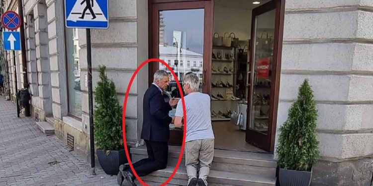 modlitwy przed sklepem