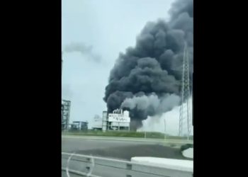 Wybuch chemikaliów w Niemczech. Skażona chmura dociera do Polski [WIDEO]