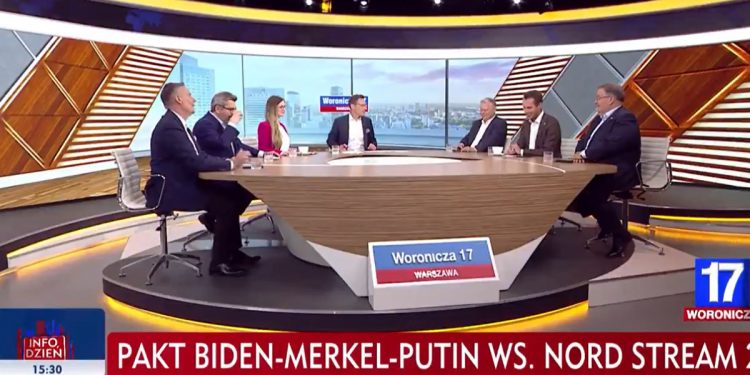 Poseł KO wywołał salwy śmiechu w TVP Info. „Co pan bredzi” [WIDEO]