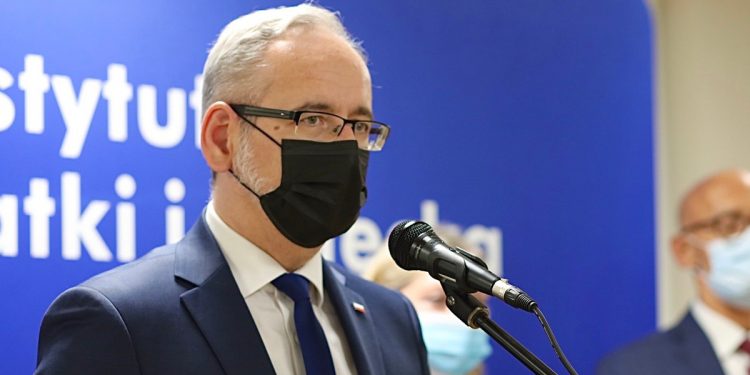 Obostrzenia powrócą! Minister Niedzielski podał pierwsze szczegóły