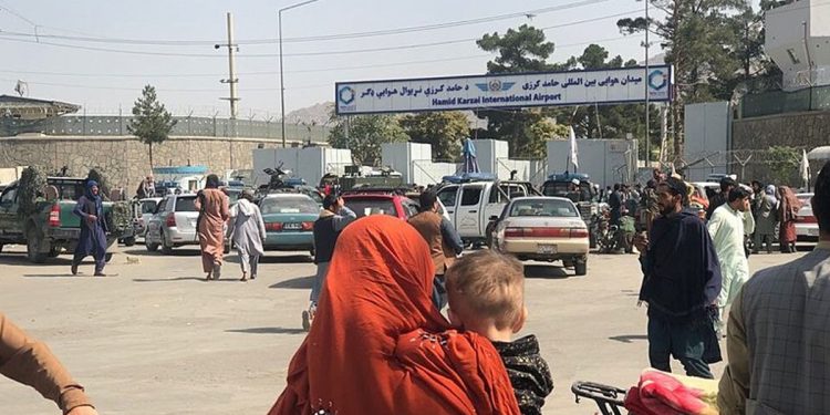Afganistan. Eksplozja obok lotniska w Kabulu! Pentagon potwierdza