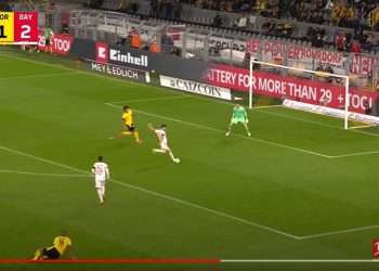 Lewandowski znów dał popis! Dzięki jego bramkom Bayern zgarnia Superpuchar [WIDEO]