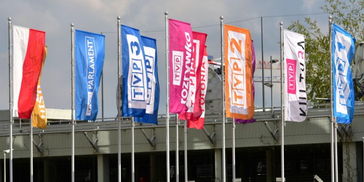 Sawicki podarł dokument i wyszedł. Awantura w TVP