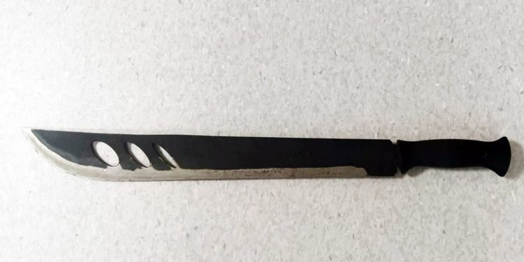 Wysiadł z maczetą, bo inne auto zbyt wolno zmieniało pas