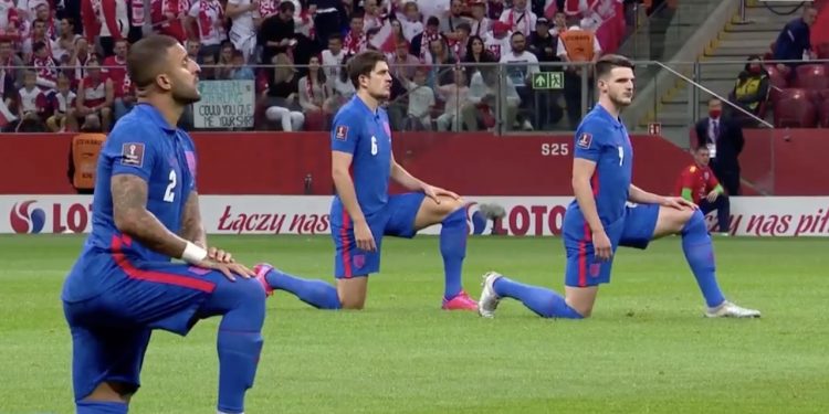 Angielskie media zachwycone Lewandowskim. Piszą o jego geście w stronę gwiżdżących kibiców [WIDEO]