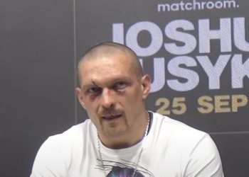 Nowy mistrz świata kategorii ciężkiej. Sensacja w walce roku [WIDEO]