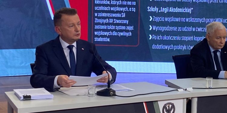 Błaszczak do dziennikarki TVN24: „Pani się wszystko kojarzy”