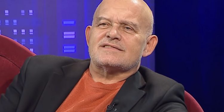 Spotkanie z Adamem Ferency przerwano po 30 minutach. Aktor był pijany [WIDEO]