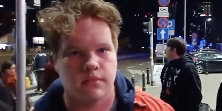 Siostrzeniec premiera zatrzymany przez policję. „Skuli, zaczęli mnie kopać” [WIDEO]