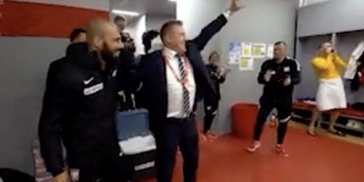 Kulesza po meczu wparował do szatni Polaków. „Mamy to ku**a” [WIDEO]