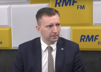 Łukasz Schreiber zapytany o medialną aktywność żony. Minister nie krył irytacji