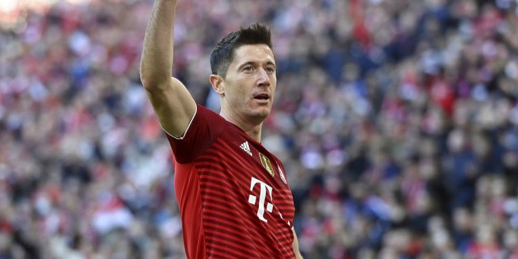 Lewandowski znów strzela! Tak zdobył dwie bramki [WIDEO]