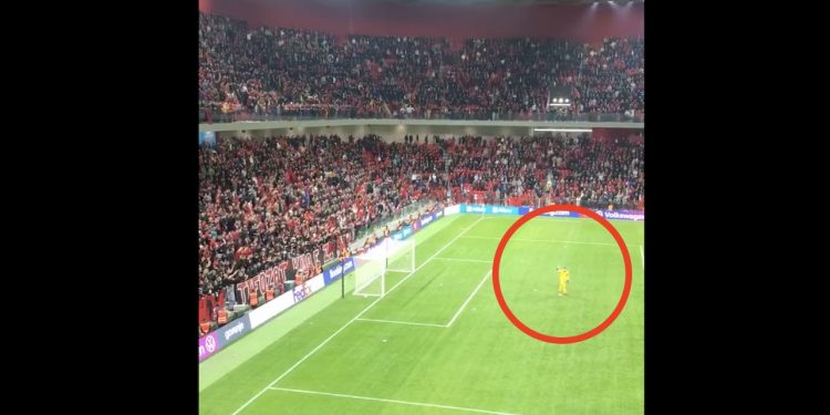 Mistrzowski gest Szczęsnego w kierunku albańskich kibiców. „Wojtek szef” [WIDEO]