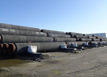 1280px-Rohre_für_Nord_Stream_2_in_Mukran