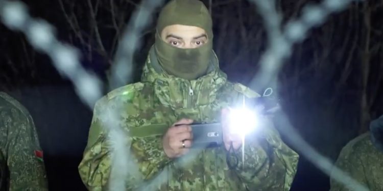 Tak reżim Łukaszenki traktuje migrantów. Pokazano nagrania [WIDEO]